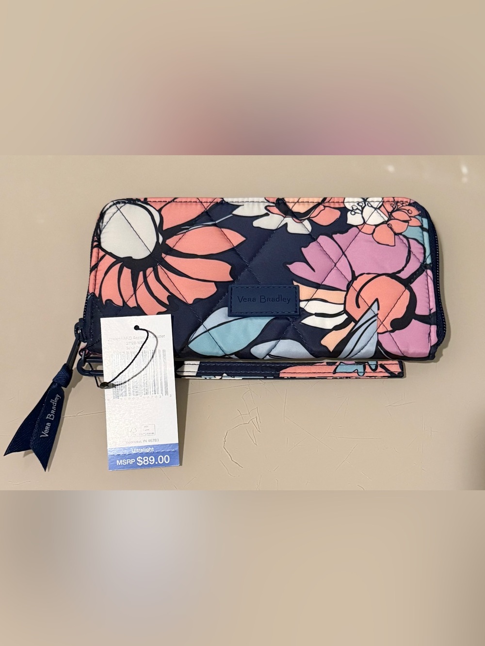 Vera Bradley Women's Outlet Ultralight Accordion Wristlet Santa Fe Sun - Picture 3 of 4